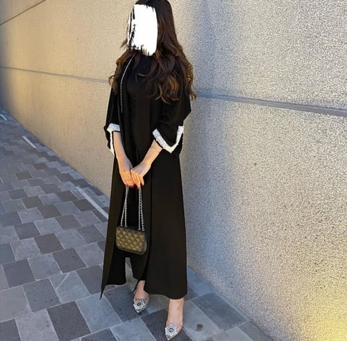 عبايه بقماش كريب