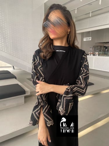 عبايه بقماش ملكي