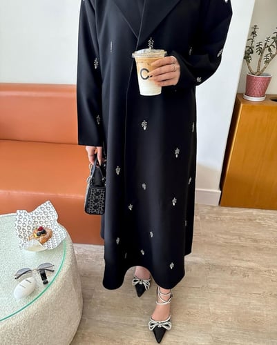 عبايه أحلام