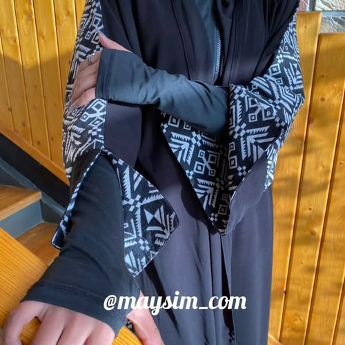 عبايه بقماش كريب +سدو _m269