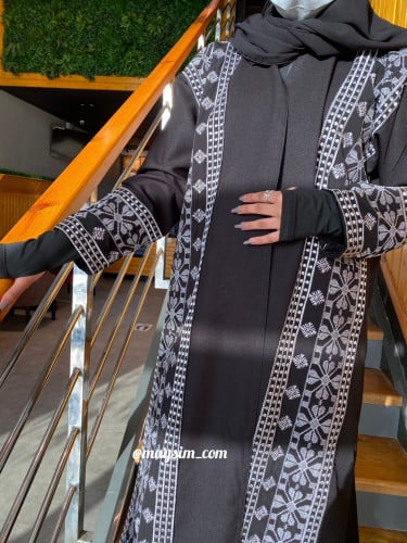 عبايه بقماش كتان _m274
