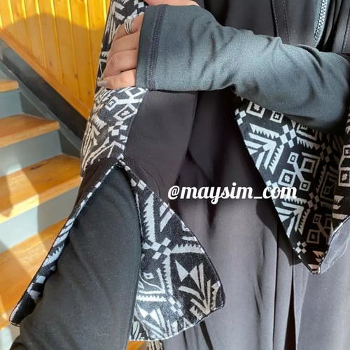 عبايه بقماش كريب +سدو _m269