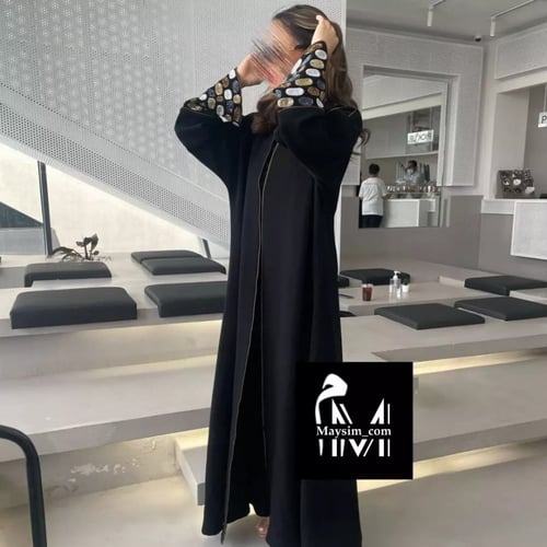 عبايه بقماش ملكي