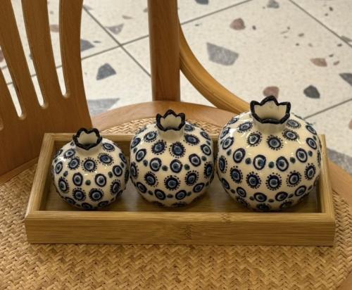 312-3-piece set of eye vases white