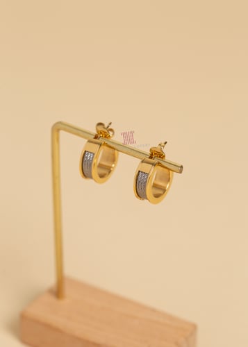 حلق مطلي ذهب ماركة شاريول Forever Earrings