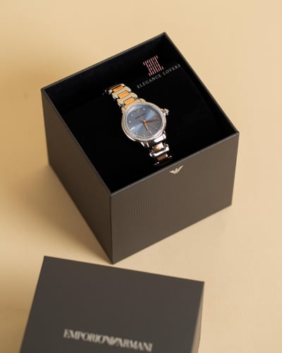 ساعة نسائية كريستال ماركة امبريو ارماني AR11597