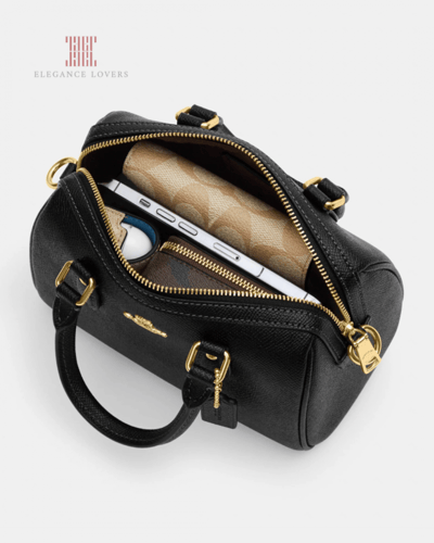 شنطة كروس ماركة كوتش