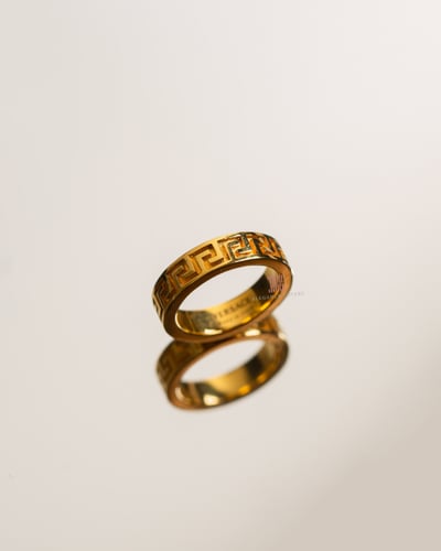 خاتم مطلي ذهب ماركة فرزاتشي