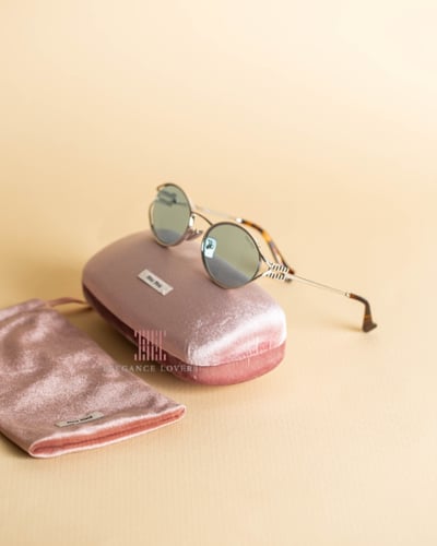 نظارة شمسية نسائية ماركة ميو ميو MU52YS - Silver