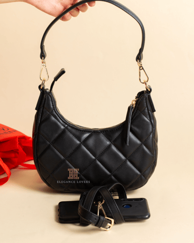 شنطة كتف ماركة فلنتينو - Half Moon Black Leather