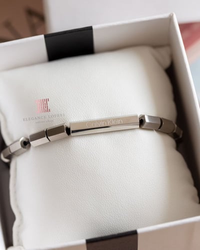 إسوارة رجالية ماركة كالفين كلاين Silver Classic