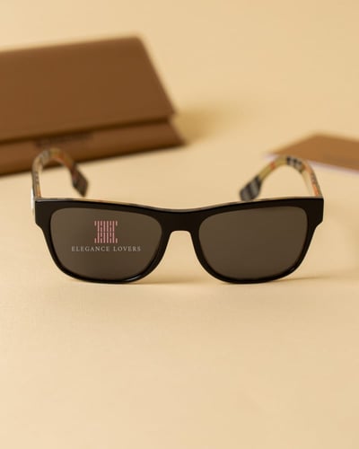 نظارة شمسية رجالية ماركة بربري BE4309