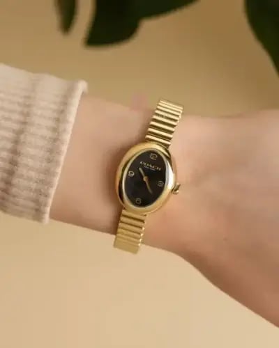 ساعة نسائية ماركة كوتش Sammy Oval Gold Bracelet