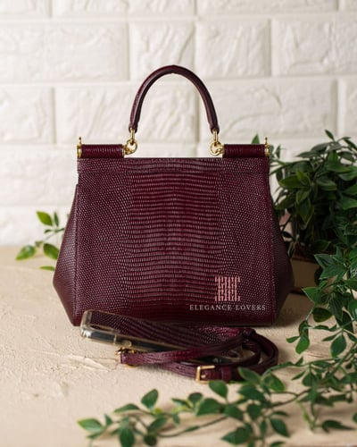 شنطة كروس ماركة دولتشي آند جابانا - عنابي