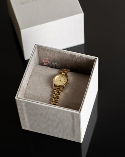 ساعة نسائية ماركة مايكل كورس MK4862