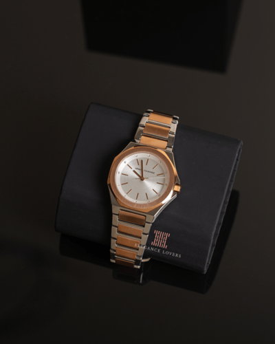 ساعة نسائية ماركة ارماني اكسشينج AX4607