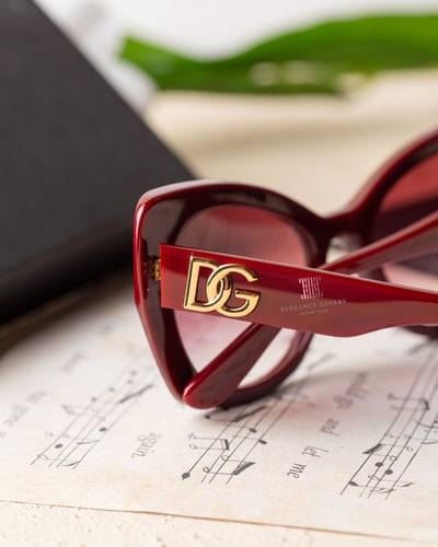 نظارة شمسية نسائية ماركة دولتشي آند جابانا