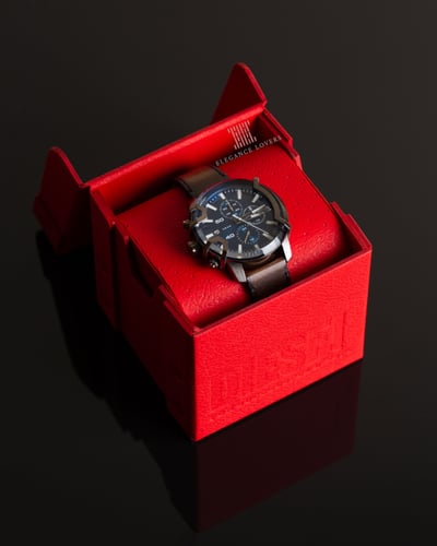 ساعة رجالية ماركة ديزل DZ4604