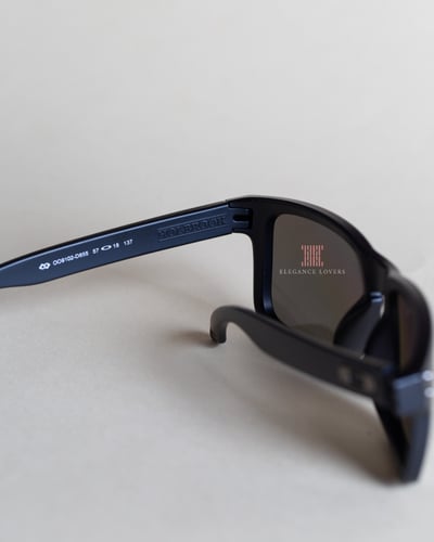 نظارة شمسية رجالية ماركة اوكلي (بولارايزد)