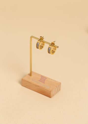 حلق مطلي ذهب ماركة شاريول Forever Earrings