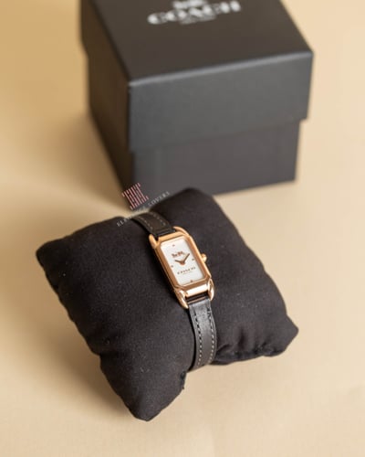 ساعة نسائية ماركة كوتش Cadie Black Leather