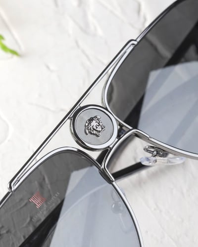 نظارة شمسية رجالية ماركة فرزاتشي