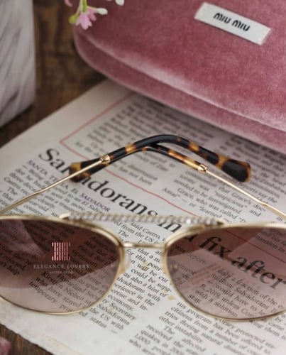 نظارة شمسية نسائية ماركة ميو ميو - Miu Miu Brown C...