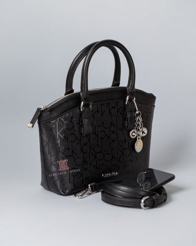 شنطة كتف/كروس ماركة كالفين كلاين