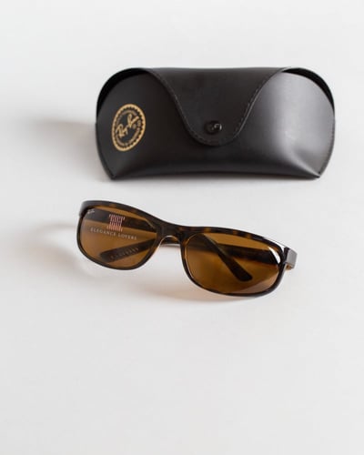 نظارة شمسية رجالية ماركة ريبان - Ray-Ban RB2027 Br...