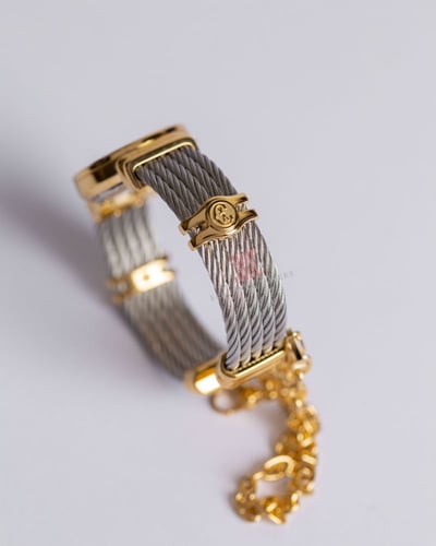 ساعة ألماس نسائية مع إسوارة ماركة شاريول ST TROPEZ...