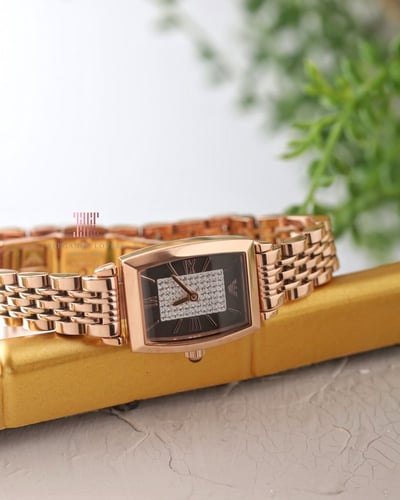 ساعة نسائية كريستال ماركة امبريو ارماني AR11407