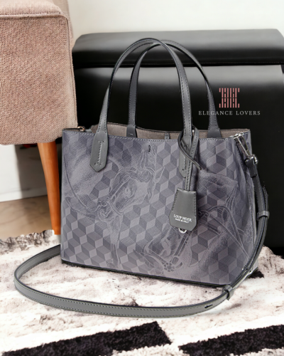 شنطة كتف ماركة لوب نوار