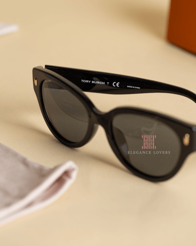 نظارة شمسية نسائية ماركة توري بورش