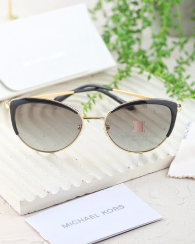 نظارة شمسية نسائية ماركة مايكل كورس - Black Cat Ey...