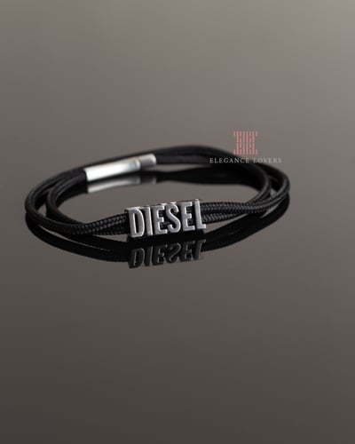 طقم رجالي ساعة + إسوارة ماركة ديزل DZ4650SET