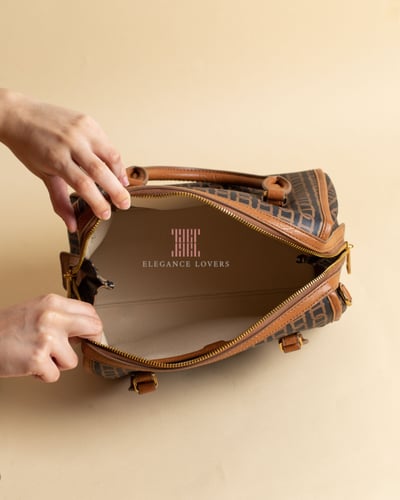 شنطة كتف ماركة فوسيل - Satchel Signature