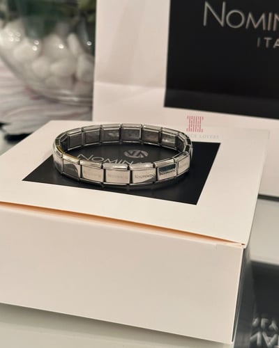 إسوارة كلاسيك ماركة نومينيشن (18 وصلة) - Silver