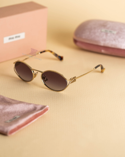 نظارة شمسية نسائية ماركة ميو ميو MU52YS - Black