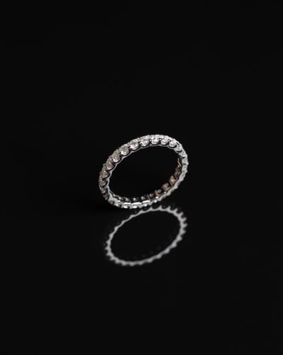 طقم خواتم White OVAL Set فضة مُرصعة بحجر المويسناي...