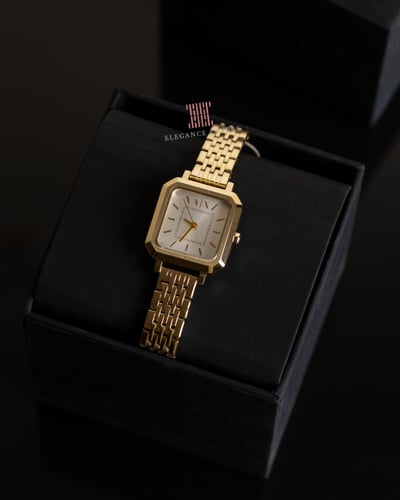 ساعة نسائية ماركة ارماني اكسشينج AX5725