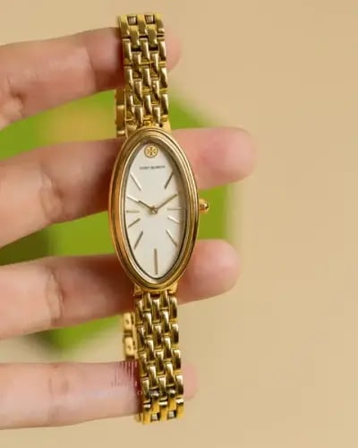 ساعة نسائية ماركة توري بورش Elongated Gold TBW6044