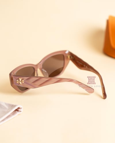 نظارة شمسية نسائية ماركة توري بورش - TY7196U PINK