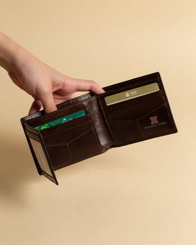محفظة رجالية ماركة فوسيل - Full Brown Leather