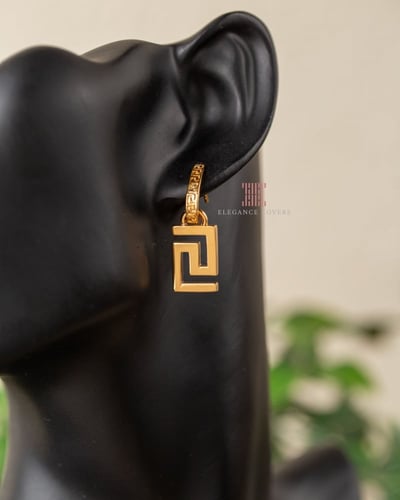 حلق مطلي ذهب ماركة فرزاتشي