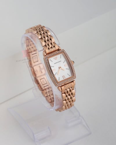 ساعة نسائية كريستال ماركة امبريو ارماني AR11406