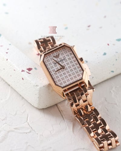 ساعة نسائية كريستال ماركة امبريو ارماني AR11389