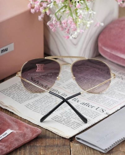 نظارة شمسية نسائية ماركة ميو ميو - Miu Miu Black C...