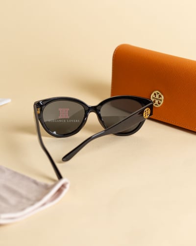 نظارة شمسية نسائية ماركة توري بورش