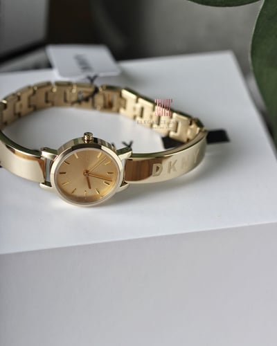 ساعة نسائية ماركة دكني NY2307