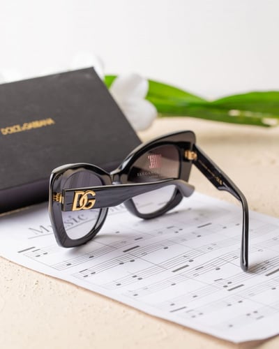 نظارة شمسية نسائية ماركة دولتشي آند جابانا - Cat E...